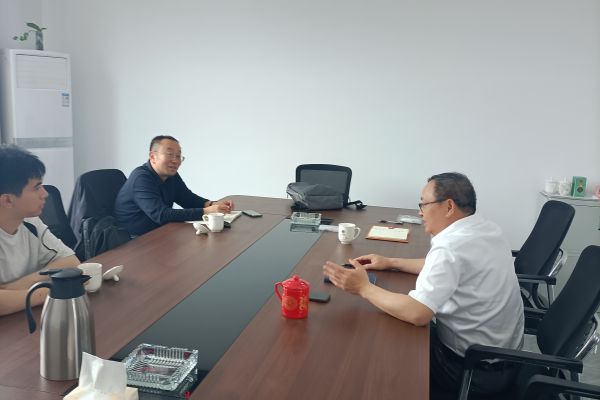 4月22日國家糧食物資儲備局科學研究院喬博士蒞臨公司指導